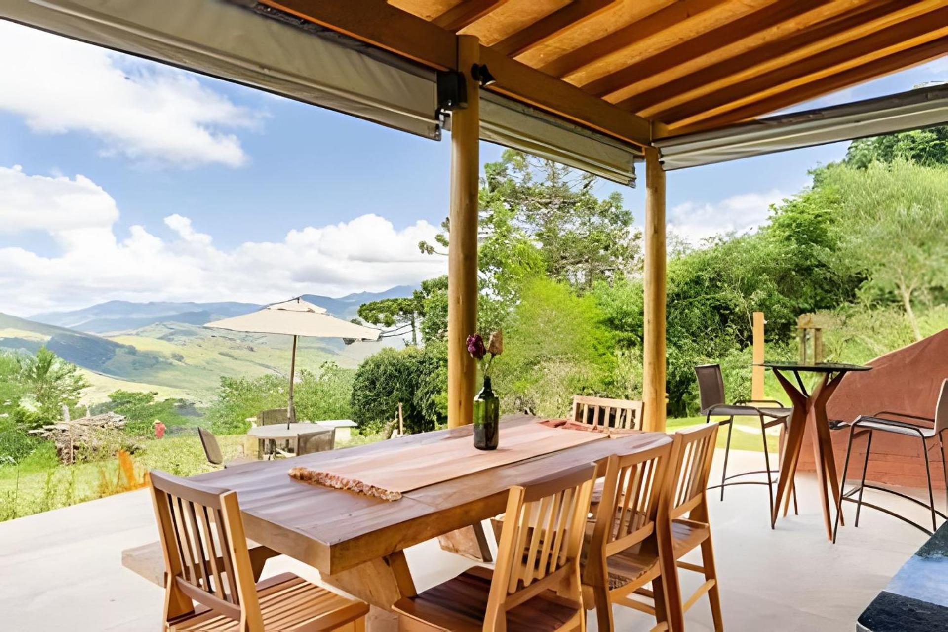 Chales Suites Gorjeios Da Mantiqueira 상벤투 두 사푸카이 외부 사진