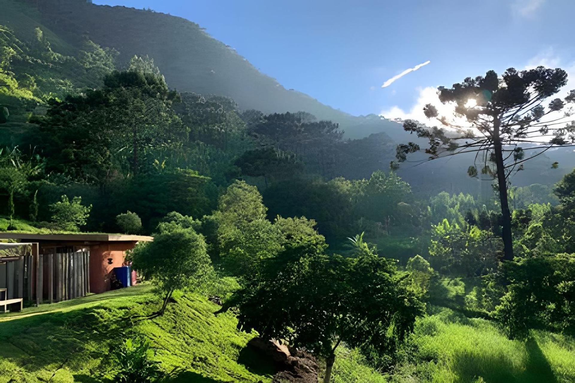 Chales Suites Gorjeios Da Mantiqueira 상벤투 두 사푸카이 외부 사진