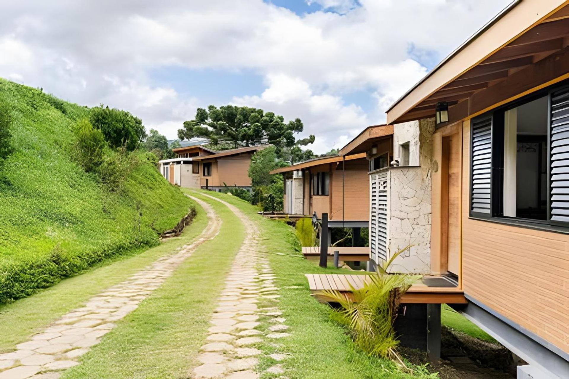 Chales Suites Gorjeios Da Mantiqueira 상벤투 두 사푸카이 외부 사진